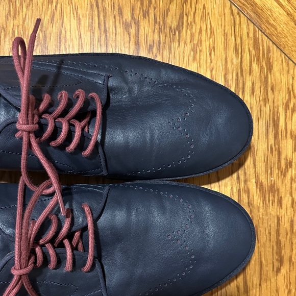 *UGG* Men\'s Navy Leather Cali Wing Toe Shoes w/ Maroon Laces Size 13 main image 7